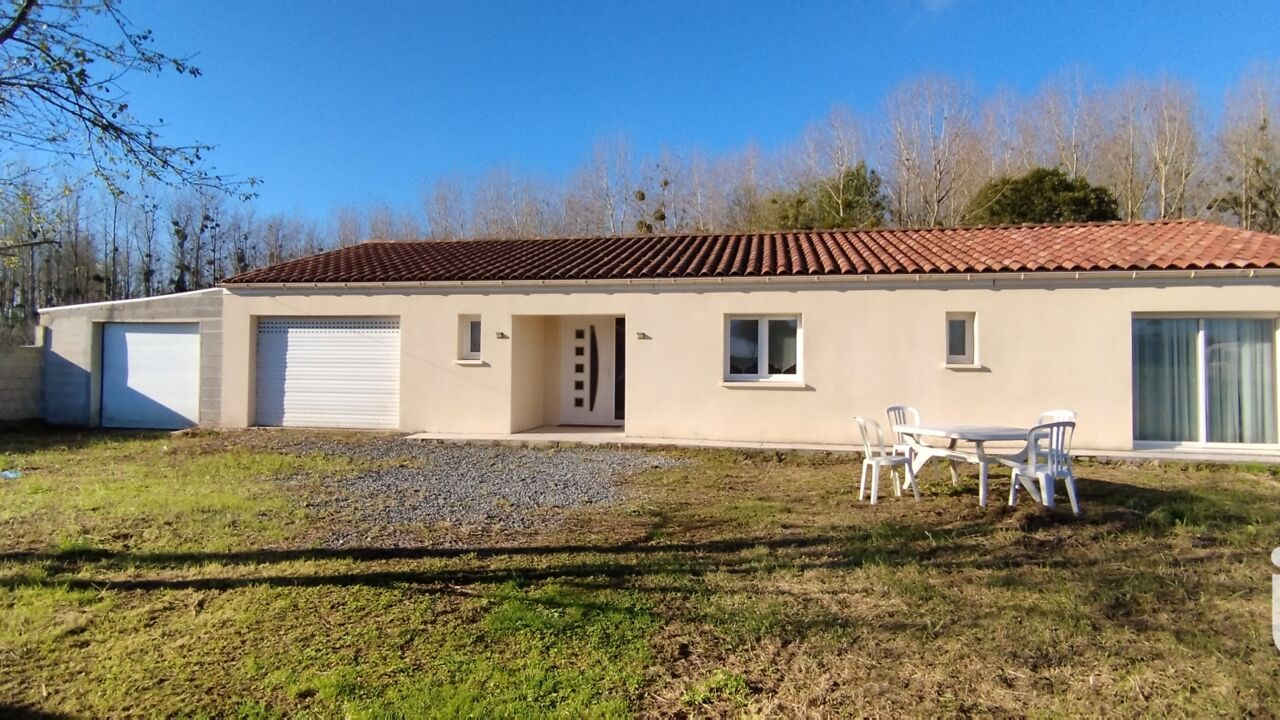 maison 4 pièces 120 m2 à vendre à Nuaillé-sur-Boutonne (17470)