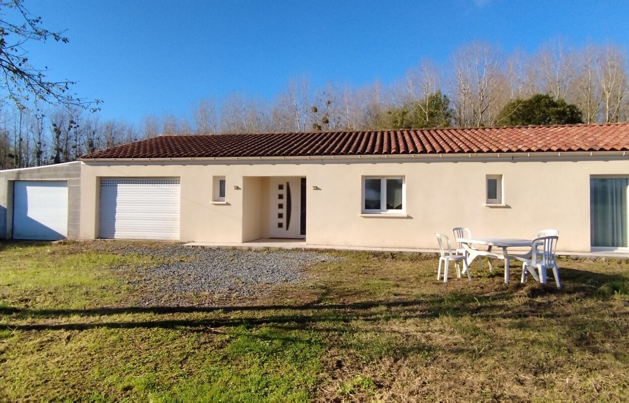 maison 4 pièces 120 m2 à vendre à Nuaillé-sur-Boutonne (17470)