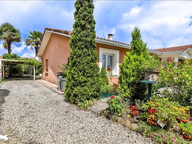 Maison 4 pièces 130 m² à Dax — photo du bien