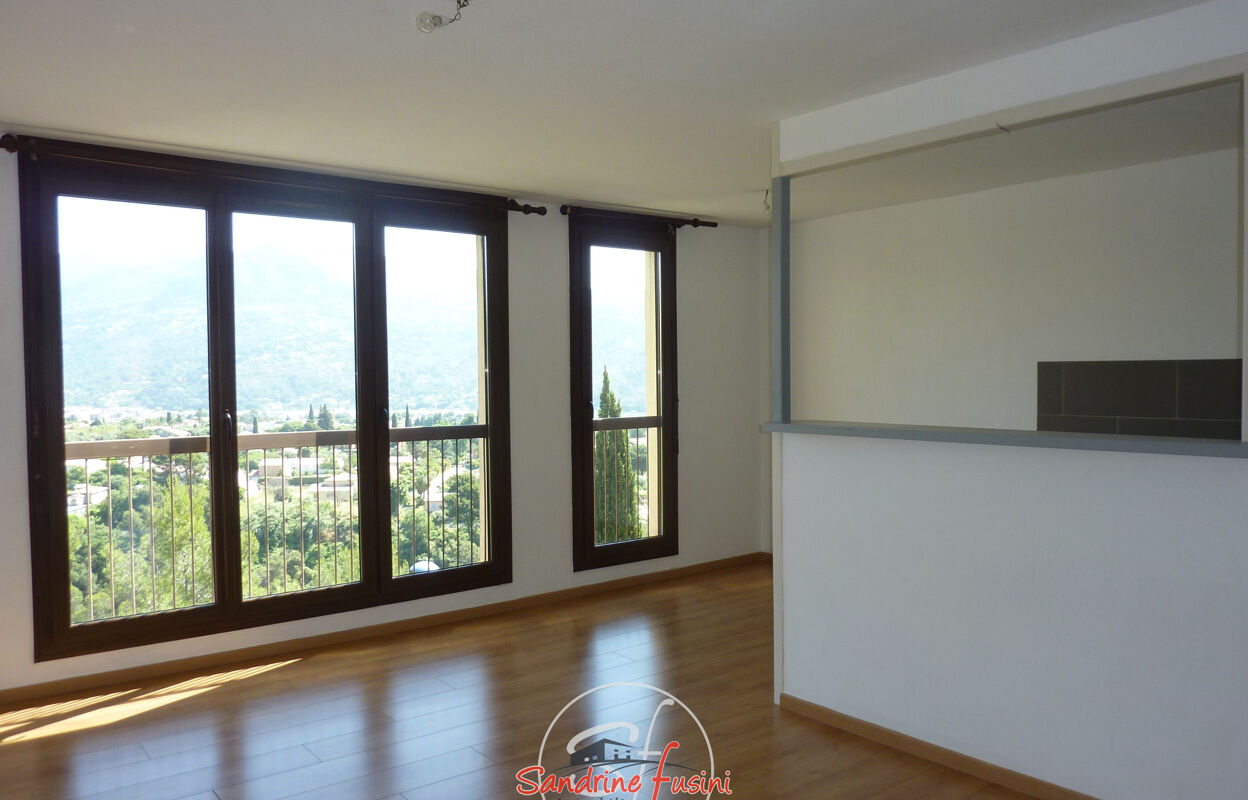 appartement 3 pièces 66 m2 à louer à Carros (06510)