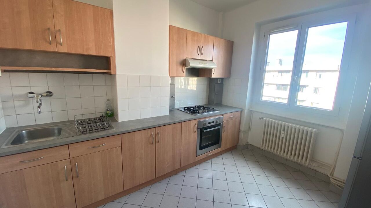 appartement 3 pièces 77 m2 à louer à Ambilly (74100)