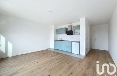 location appartement 750 € CC /mois à proximité de La Varenne Saint-Hilaire (94210)