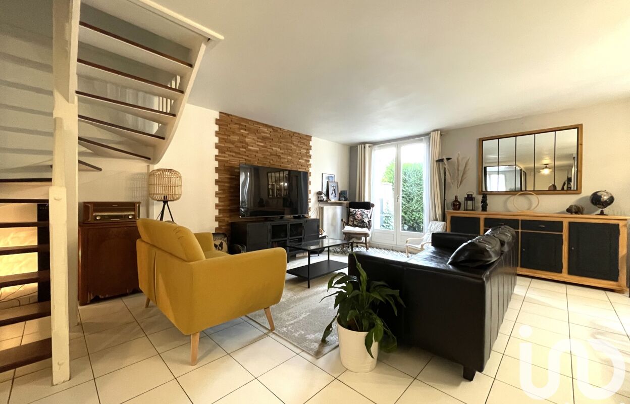 maison 6 pièces 116 m2 à vendre à Plaisir (78370)