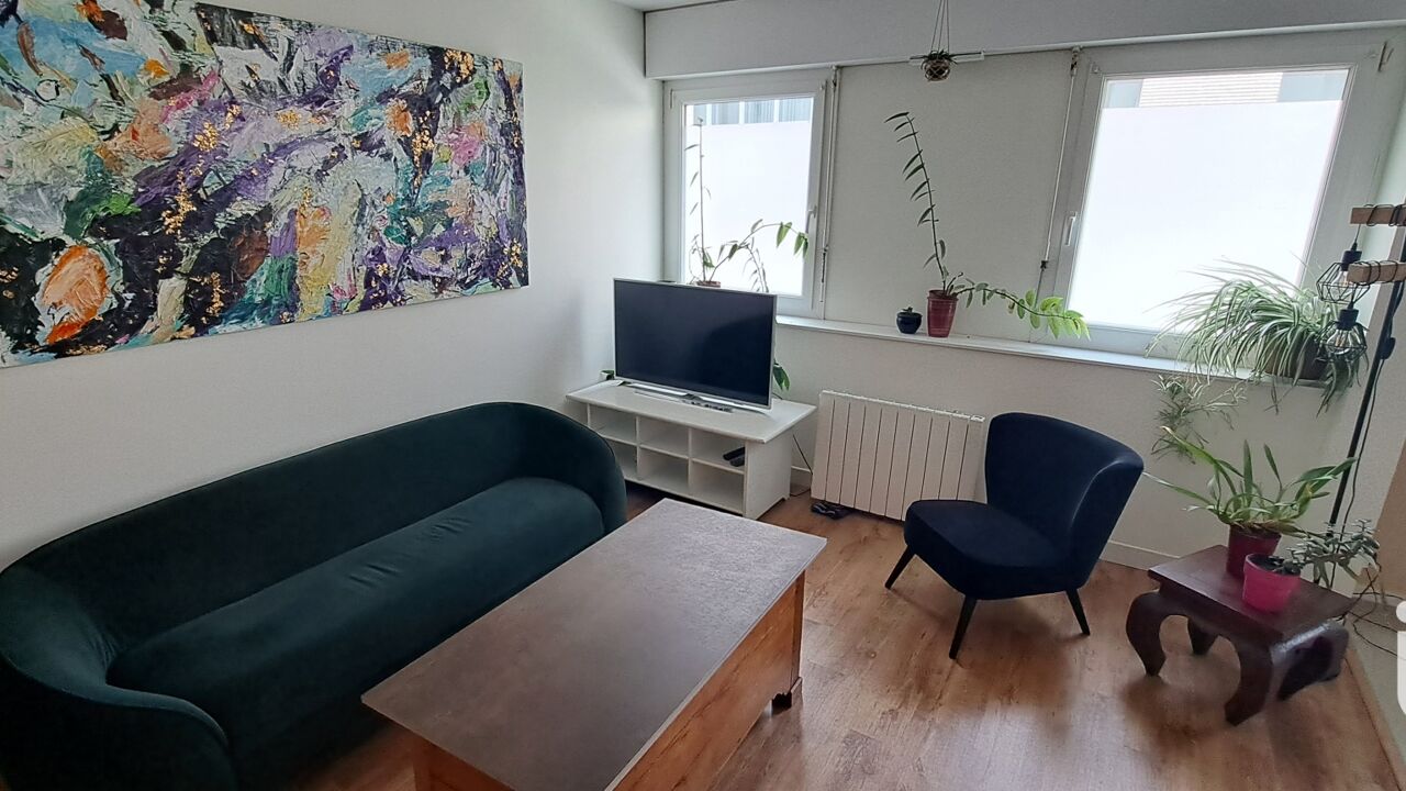 appartement 2 pièces 47 m2 à vendre à La Roche-sur-Yon (85000)