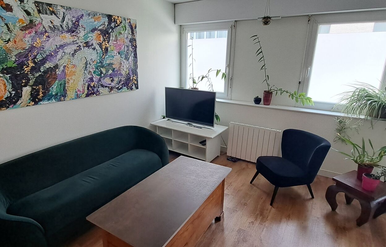 appartement 2 pièces 47 m2 à vendre à La Roche-sur-Yon (85000)