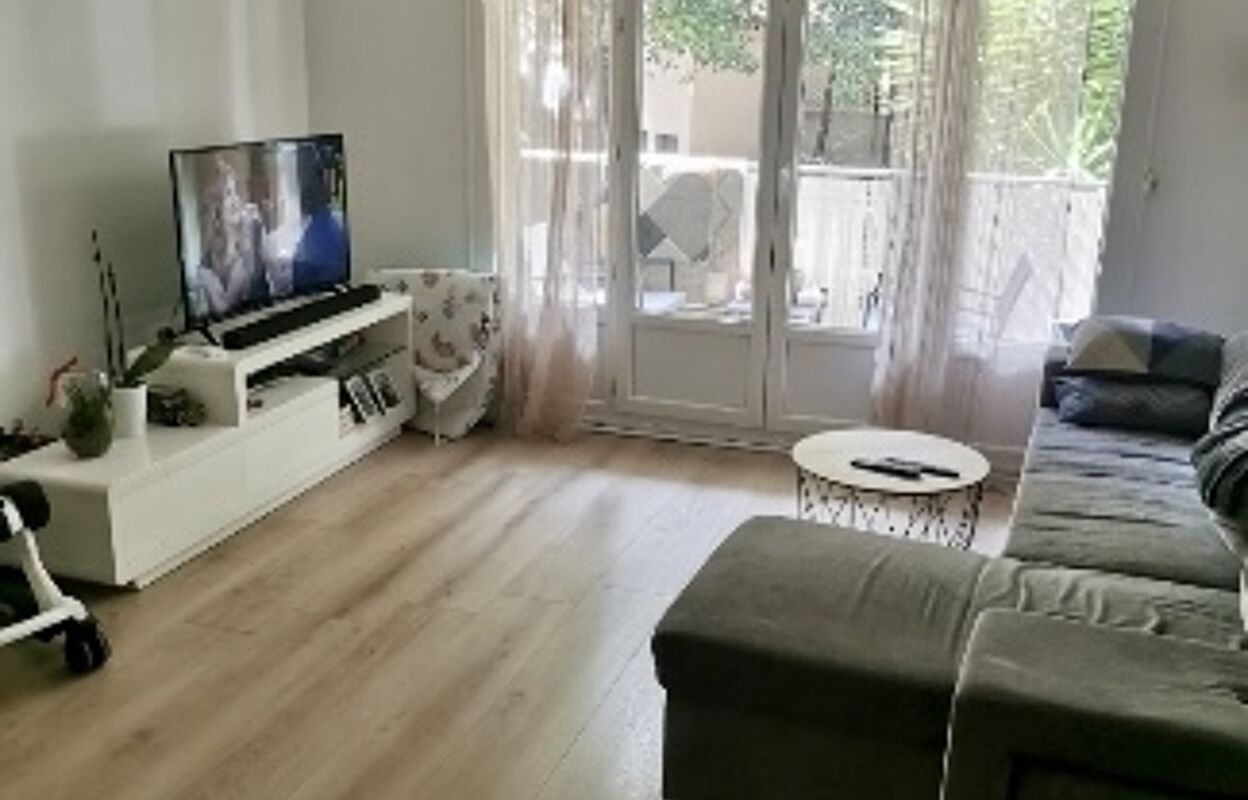 appartement 3 pièces 70 m2 à vendre à Nîmes (30900)