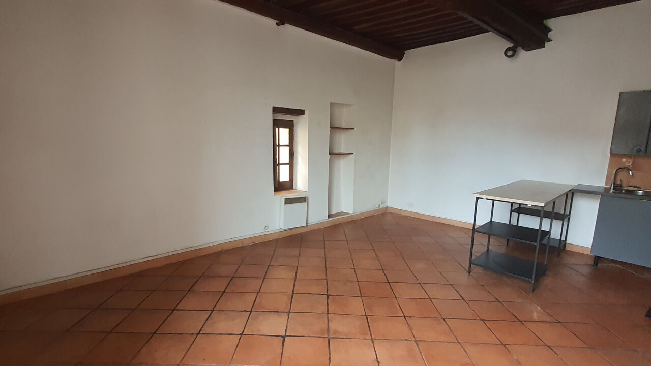 appartement 1 pièces 26 m2 à louer à Lambesc (13410)