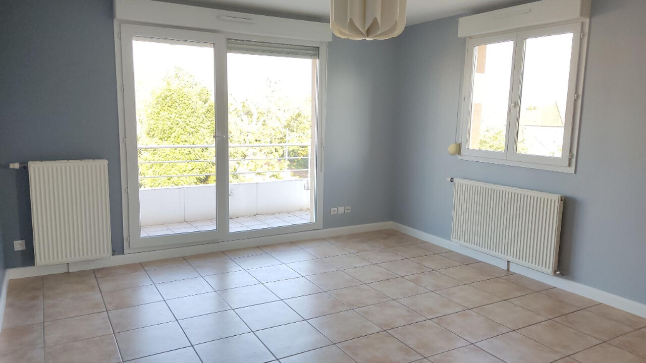 appartement 3 pièces 64 m2 à louer à Saint-Apollinaire (21850)