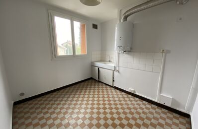 location appartement 600 € CC /mois à proximité de Valence (26000)