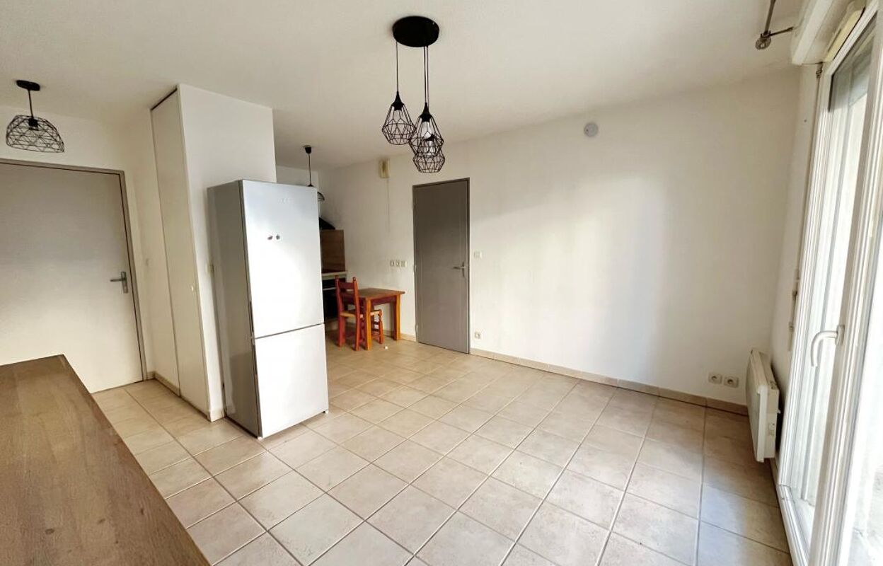 appartement 2 pièces 34 m2 à louer à Miramas (13140)