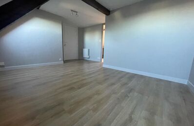 location appartement 390 € CC /mois à proximité de Pont-de-Salars (12290)