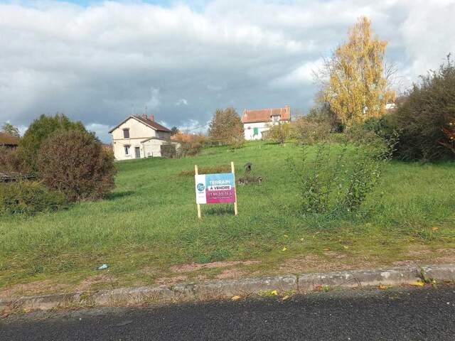 TERRAIN À BÂTIR – 2 704 M² à MONTCEAU-LES-MINES — photo du bien