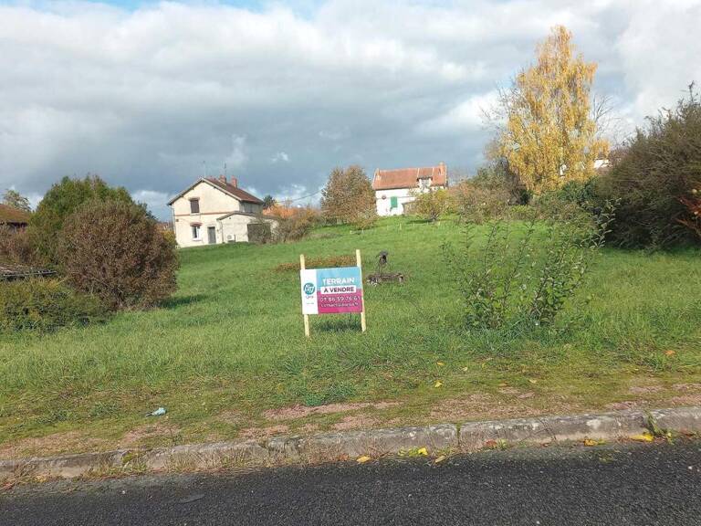 TERRAIN À BÂTIR – 2 704 M² à MONTCEAU-LES-MINES — photo 1
