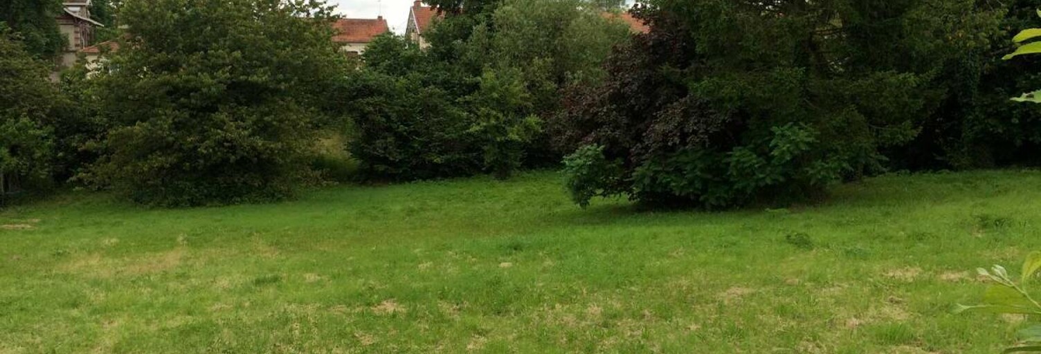 Terrain  1965 m² à vendre à Montceau-les-Mines (71300)