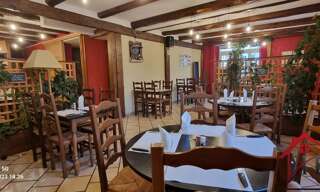 Commerce  895 m² à vendre à Jougne (25370)