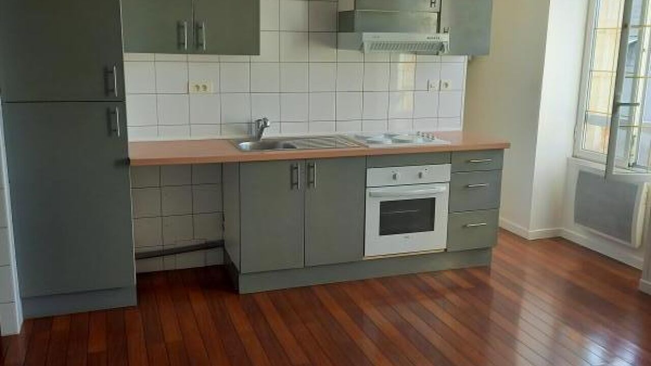 appartement 4 pièces 75 m2 à louer à Lesparre-Médoc (33340)