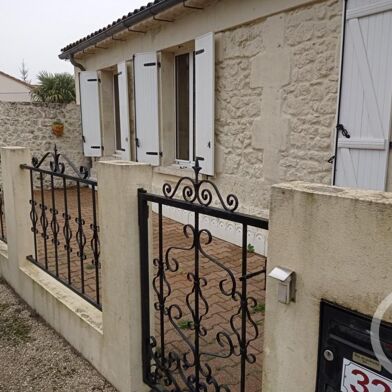 Maison 4 pièces 890 €