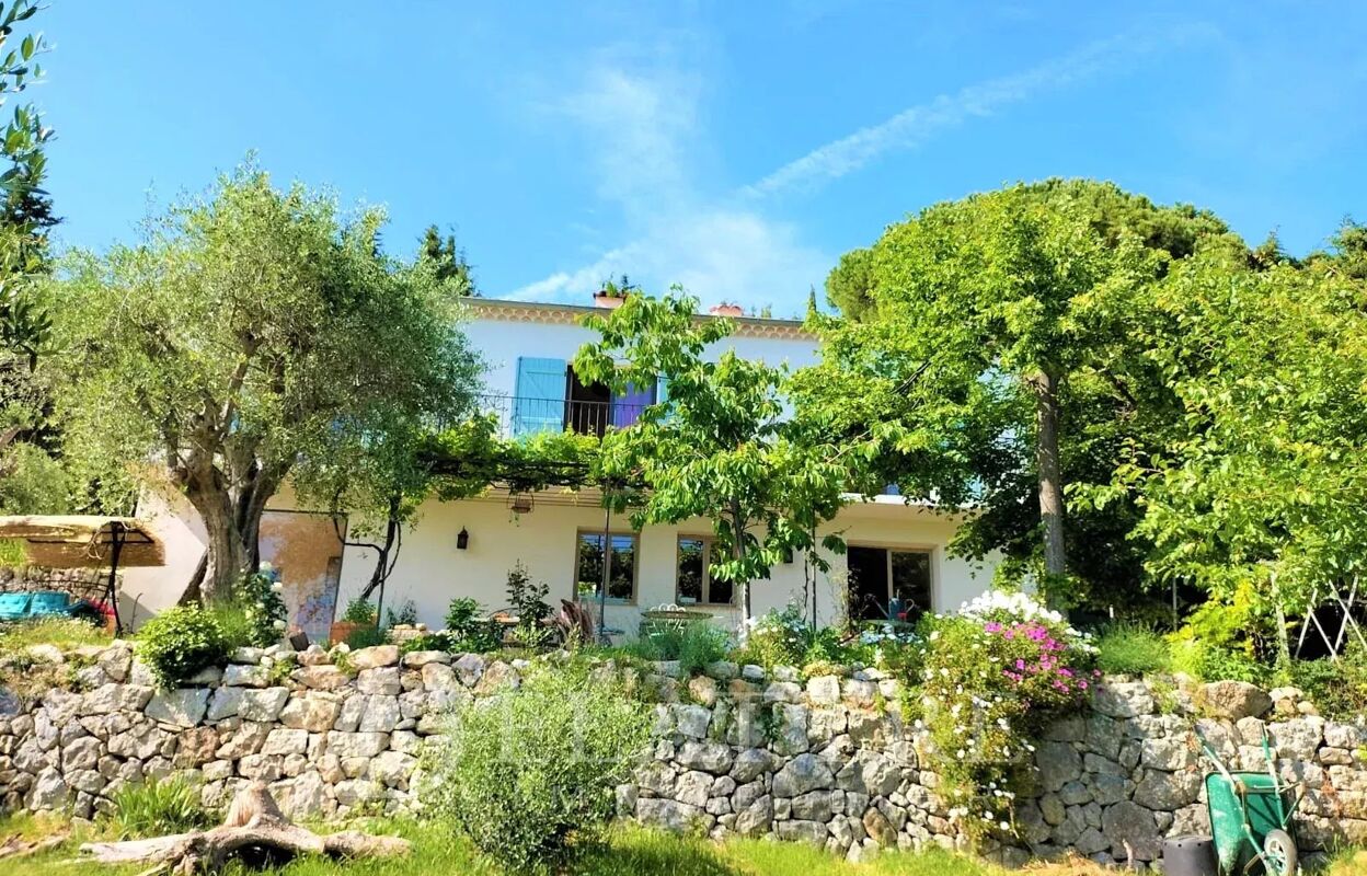 maison 5 pièces 140 m2 à vendre à Châteauneuf-Grasse (06740)