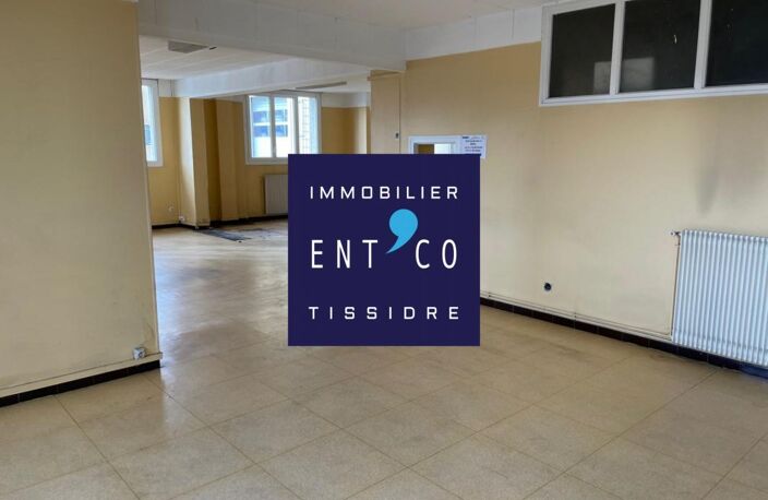 Vente Entrepôt - Boé — photo 5