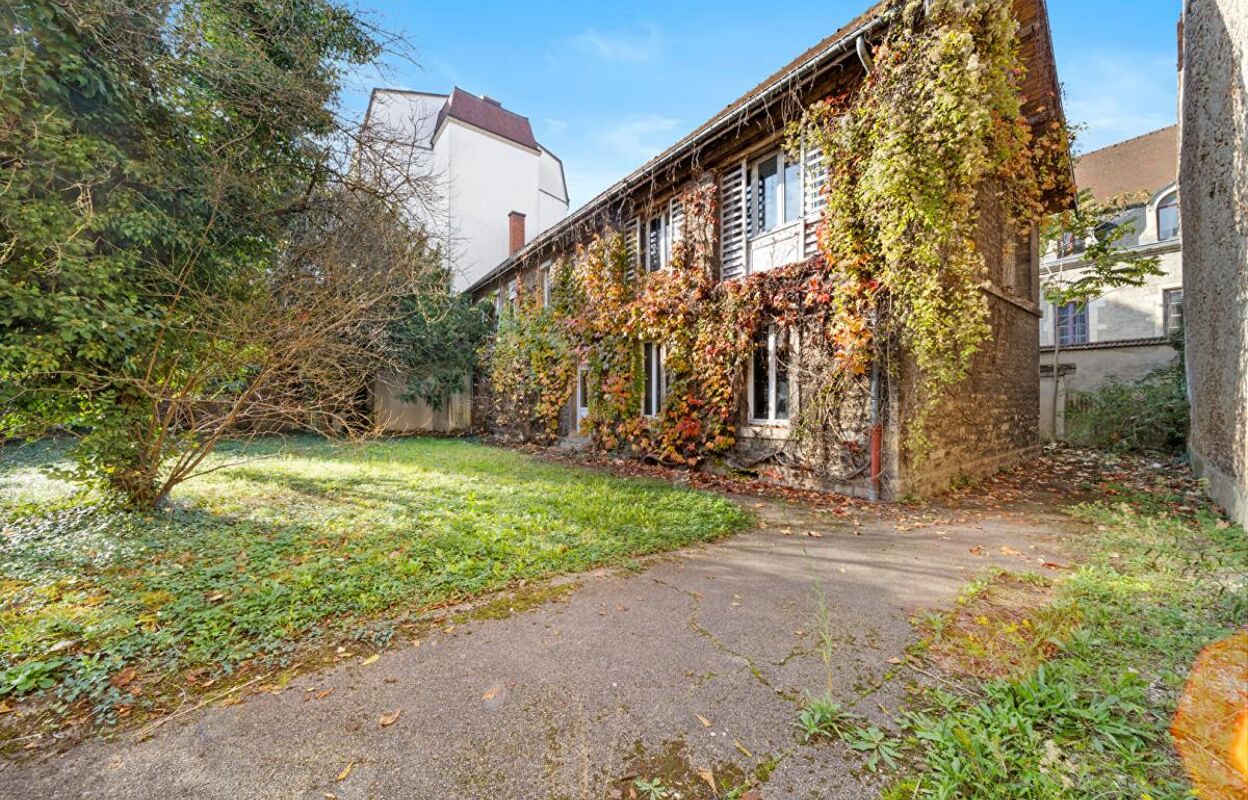 maison 8 pièces 190 m2 à vendre à Dijon (21000)