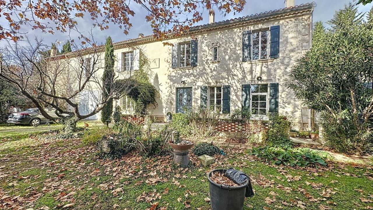 maison 5 pièces 210 m2 à vendre à Avignon (84000)