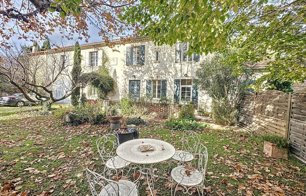 maison 7 pièces 210 m2 à vendre à Avignon (84000)