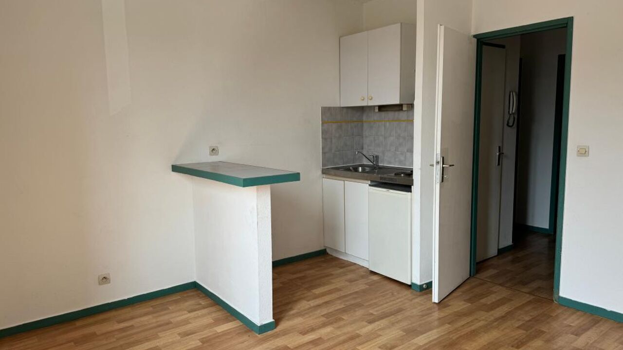 appartement 2 pièces 27 m2 à louer à Bordeaux (33800)