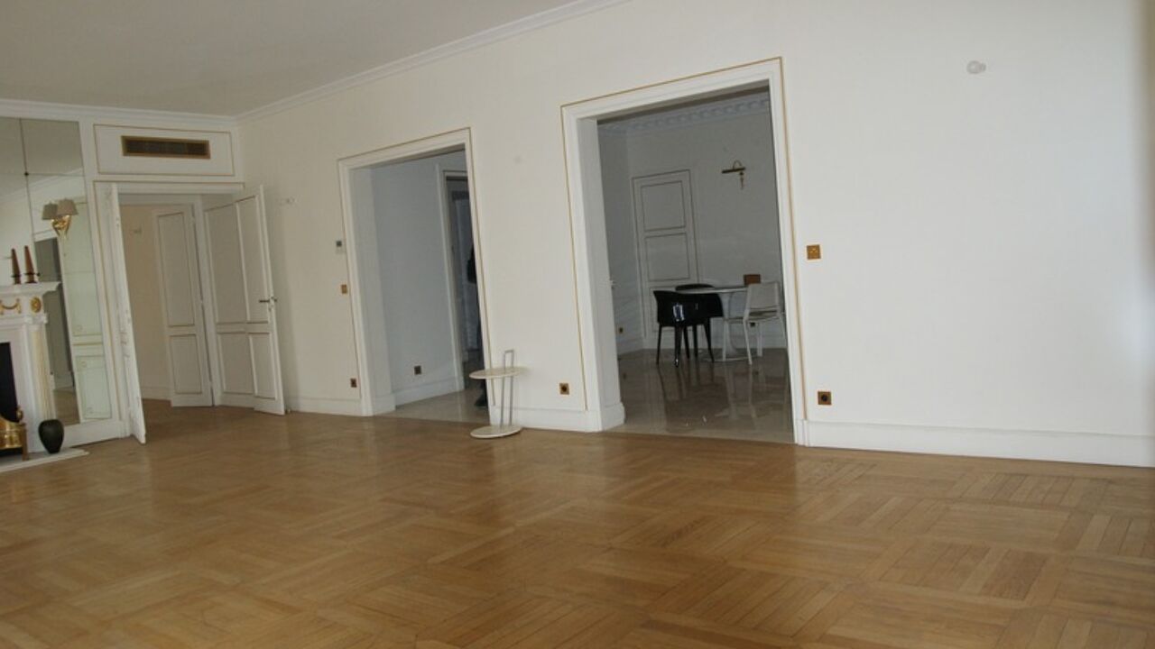 appartement 6 pièces 194 m2 à vendre à Paris 8 (75008)