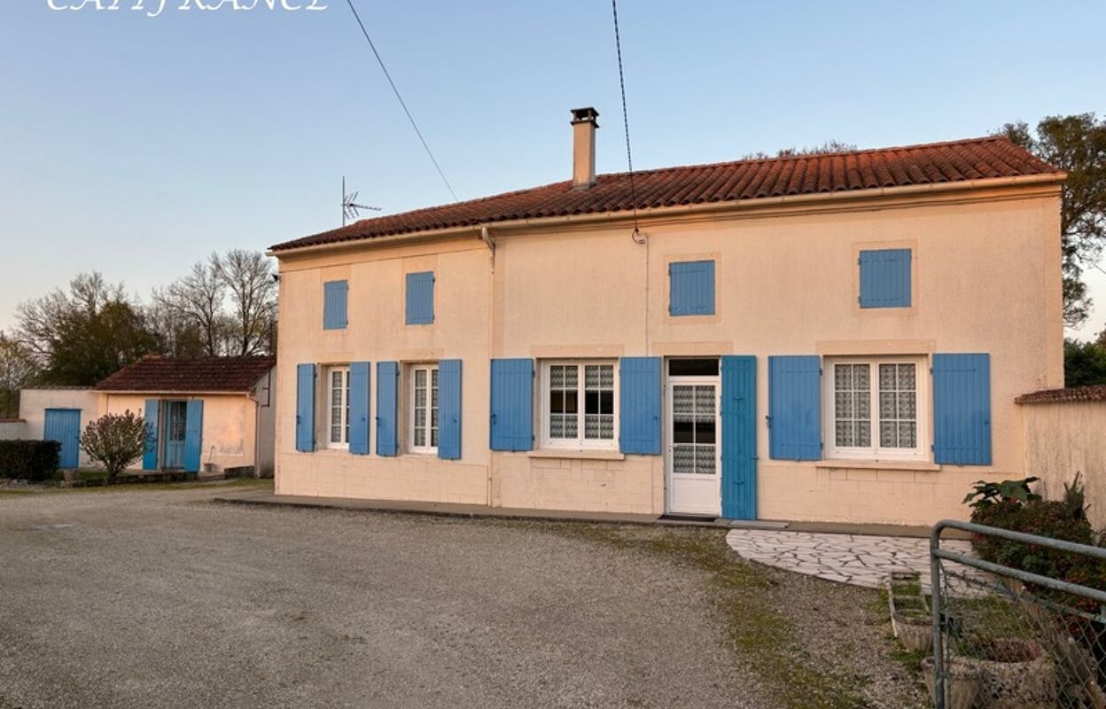 maison 5 pièces 96 m2 à vendre à Tonnay-Boutonne (17380)