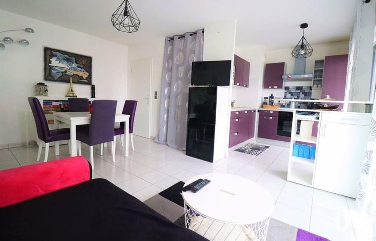 appartement 2 pièces 45 m2 à louer à Noisy-le-Grand (93160)