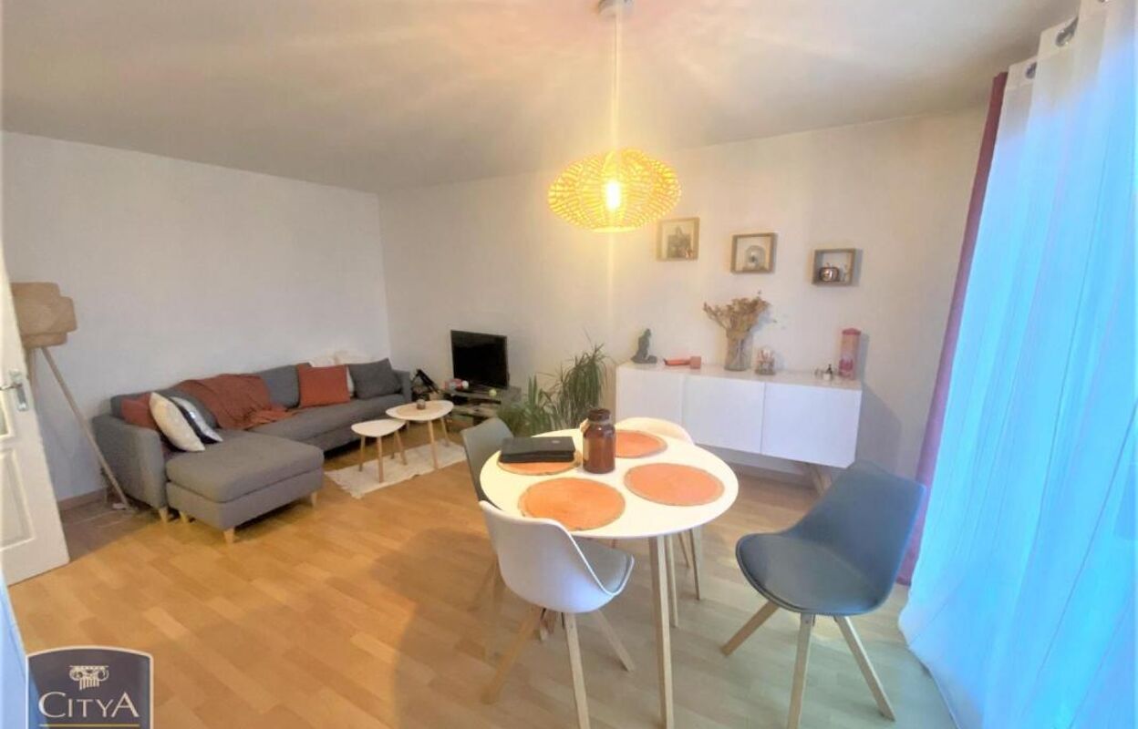 appartement 2 pièces 43 m2 à vendre à Cambrai (59400)