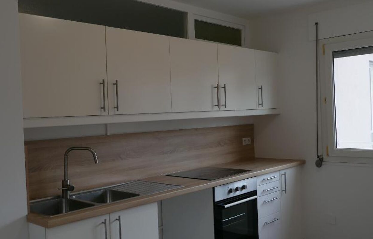 appartement 5 pièces 97 m2 à louer à Saint-Étienne (42000)