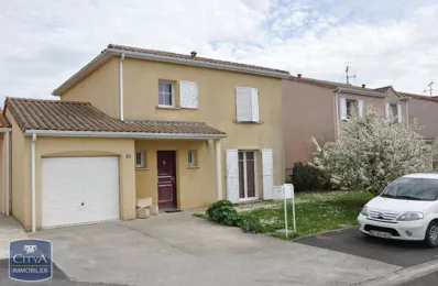 location maison 960 € CC /mois à proximité de Vouillé (79230)