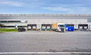 Local industriel  6903 m² à louer à Bussy-Saint-Georges (77600)