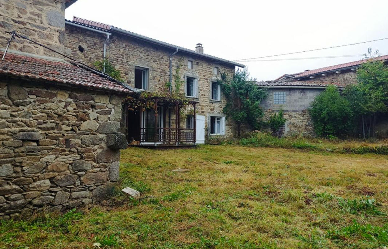 maison 7 pièces 143 m2 à Fournols (63980)