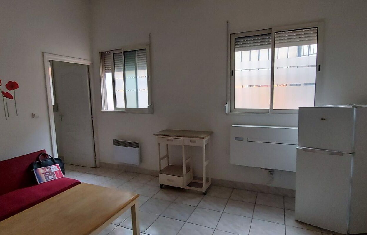 appartement 2 pièces 32 m2 à vendre à Nîmes (30000)