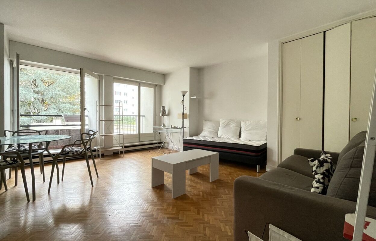 appartement 1 pièces 44 m2 à louer à Paris 16 (75016)