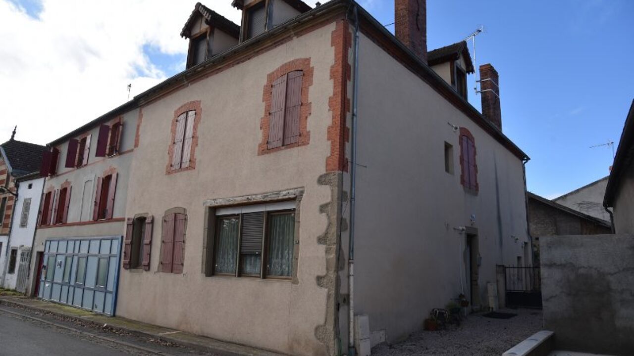 immeuble  pièces 307 m2 à vendre à Bellenaves (03330)