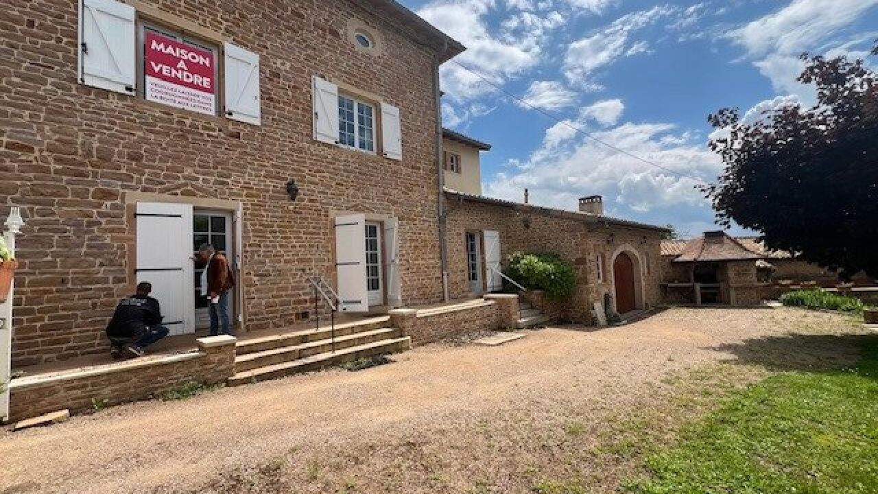 maison 6 pièces 380 m2 à vendre à Charnay-Lès-Mâcon (71850)