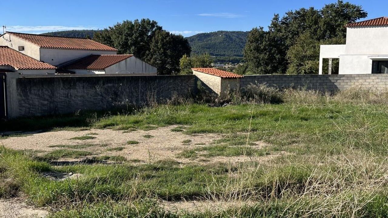 terrain  pièces 180 m2 à vendre à Aubagne (13400)