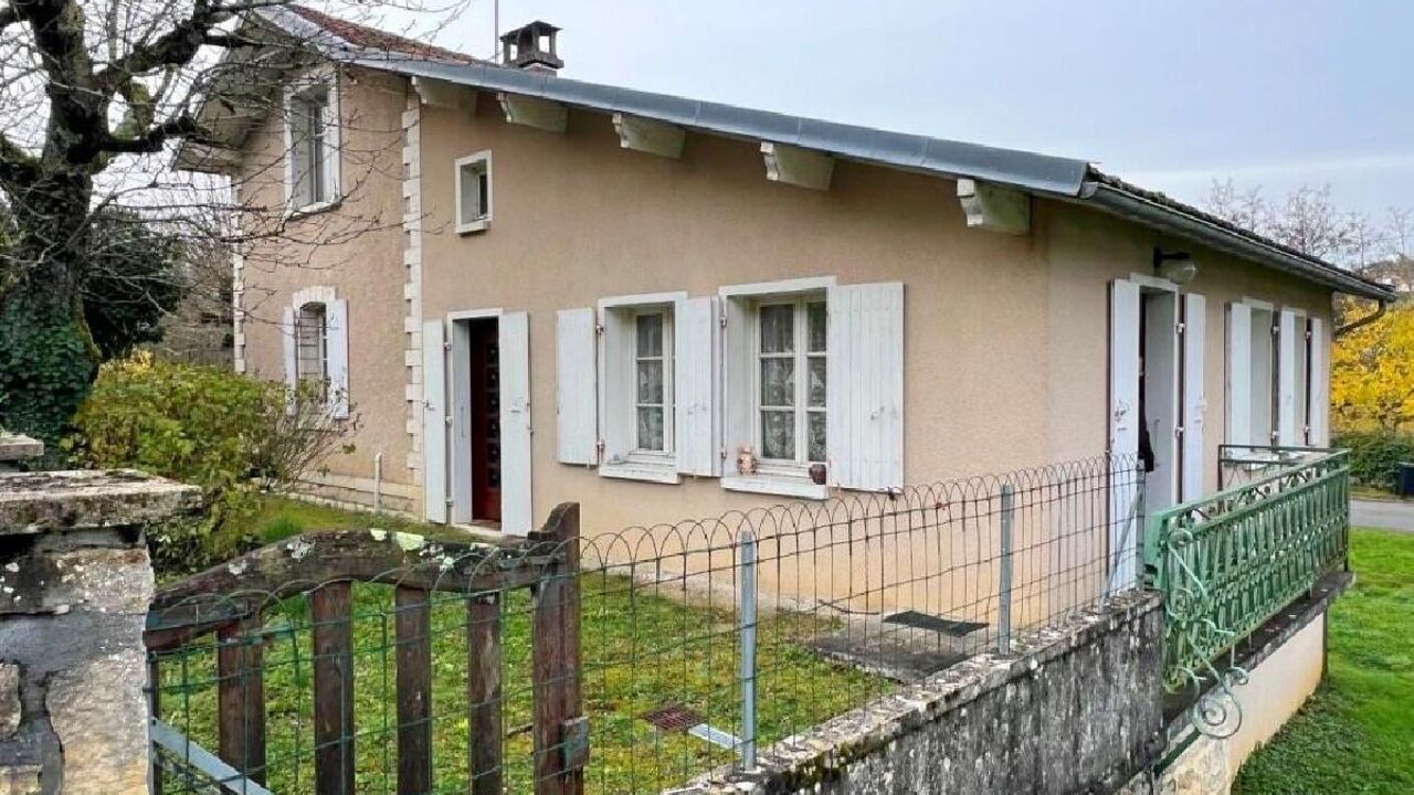 maison 4 pièces 112 m2 à vendre à Nanteuil-en-Vallée (16700)