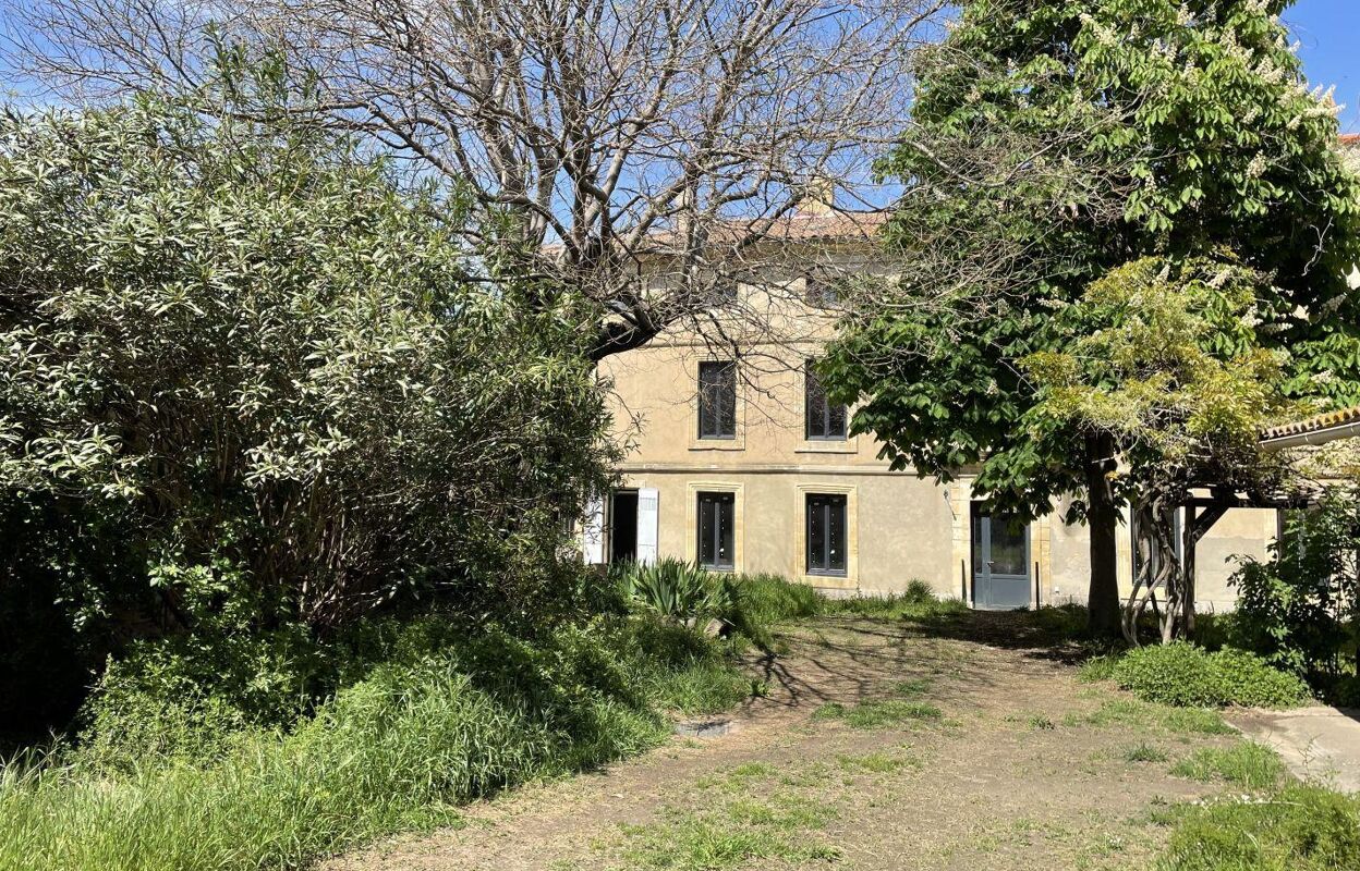 maison 14 pièces 300 m2 à vendre à Remoulins (30210)