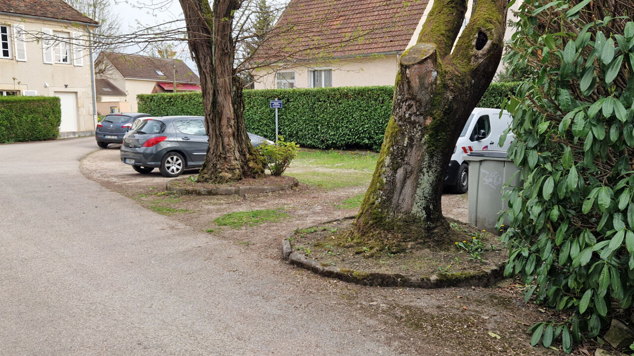 garage  pièces 12 m2 à vendre à Dijon (21000)