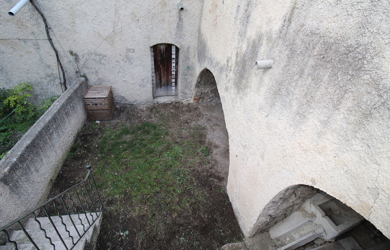 maison 3 pièces 71 m2 à louer à Eyguières (13430)