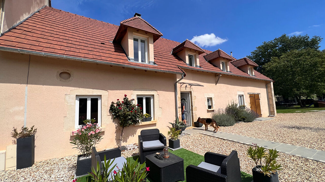 maison 7 pièces 201 m2 à vendre à Saint-Amand-en-Puisaye (58310)