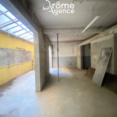 Appartement 4 pièces 310 €