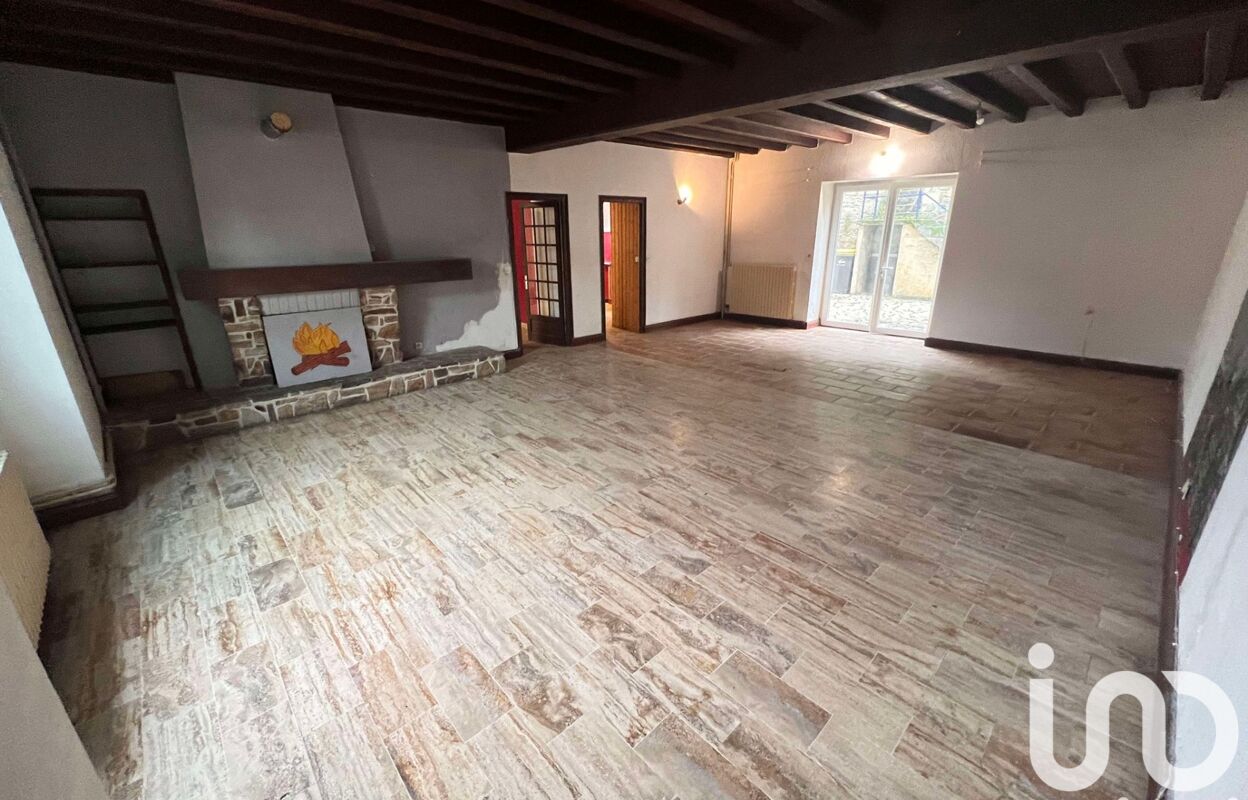 maison 10 pièces 259 m2 à vendre à Charroux (86250)