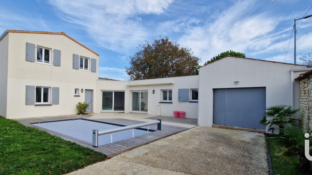 maison 7 pièces 178 m2 à vendre à La Rochelle (17000)