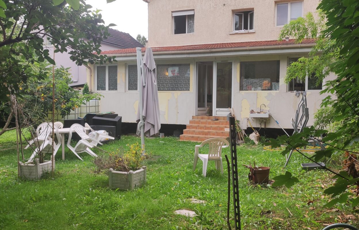 maison 9 pièces 198 m2 à vendre à Aulnay-sous-Bois (93600)