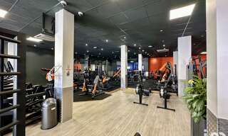 Commerce  480 m² à vendre à Hyères (83400)